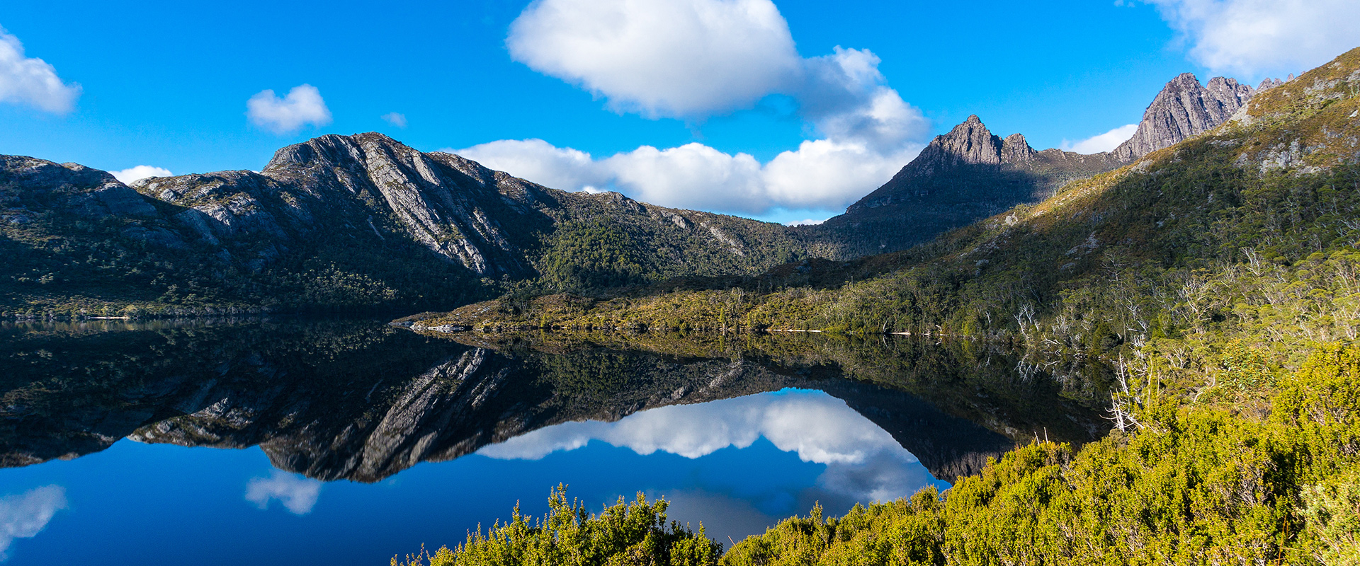 Cradle Mountain reflection on lake, Tasmania