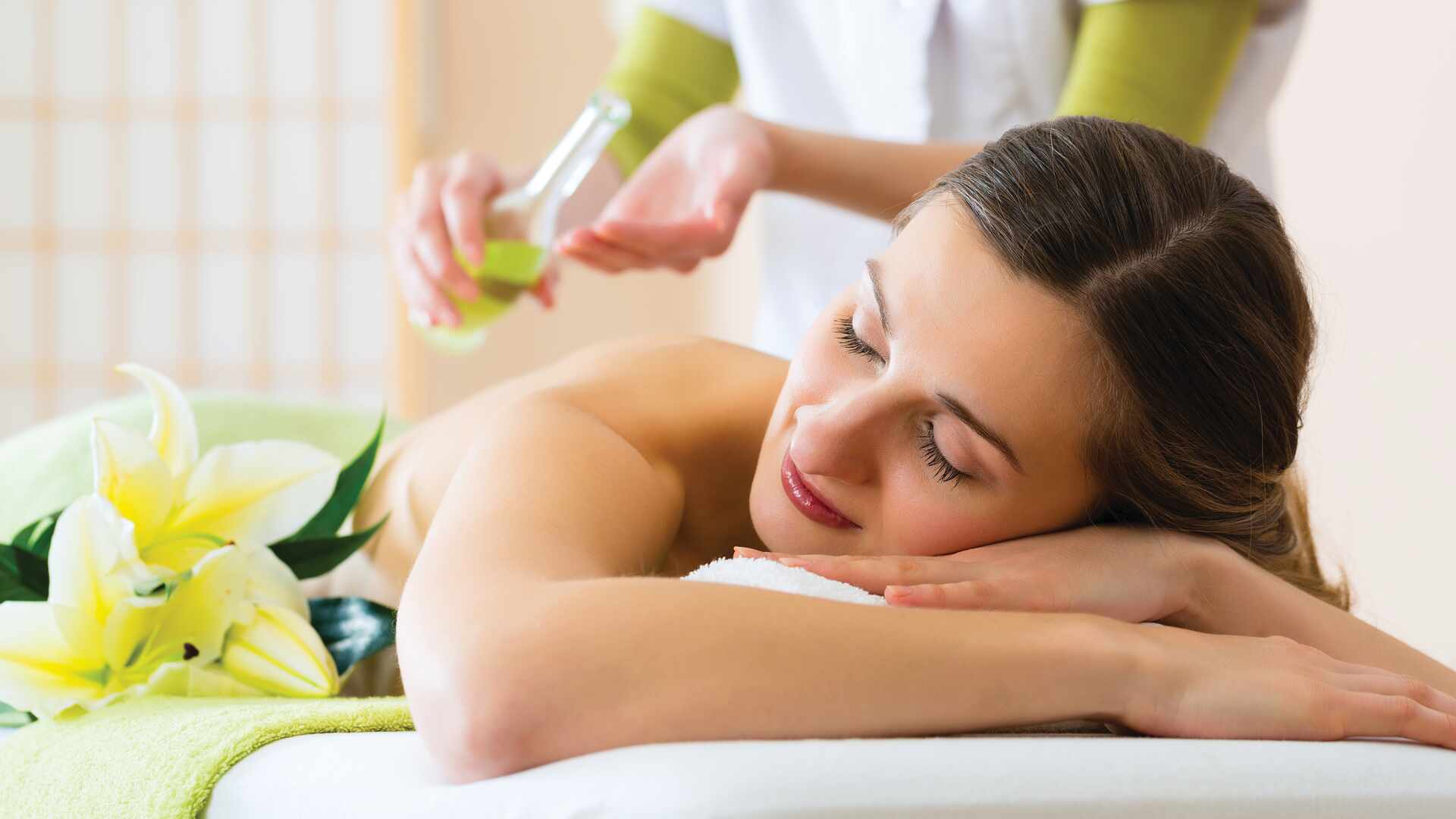 Image of massage in spa