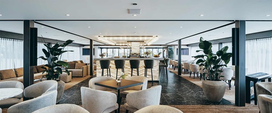 True North lounge bar on Travelmarvel Contemporary ship