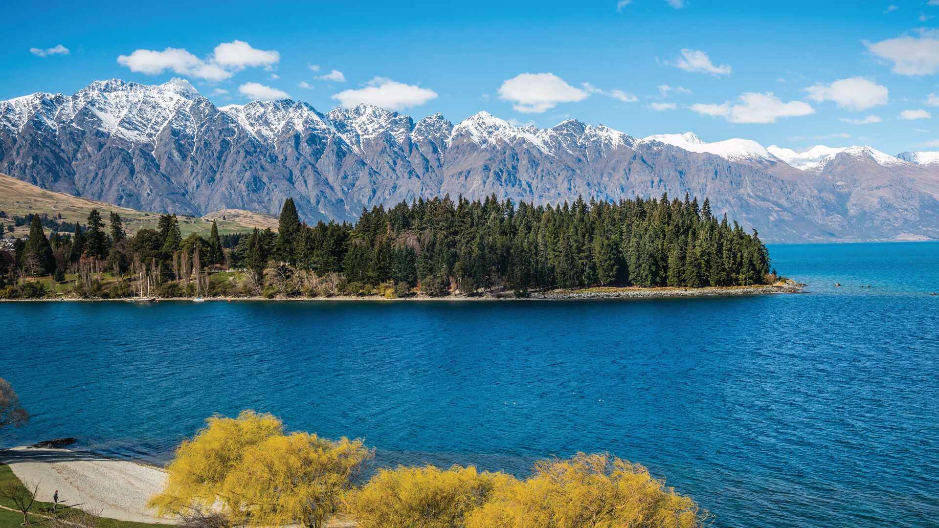 Queenstown Lake Wakatipu The Remarkables